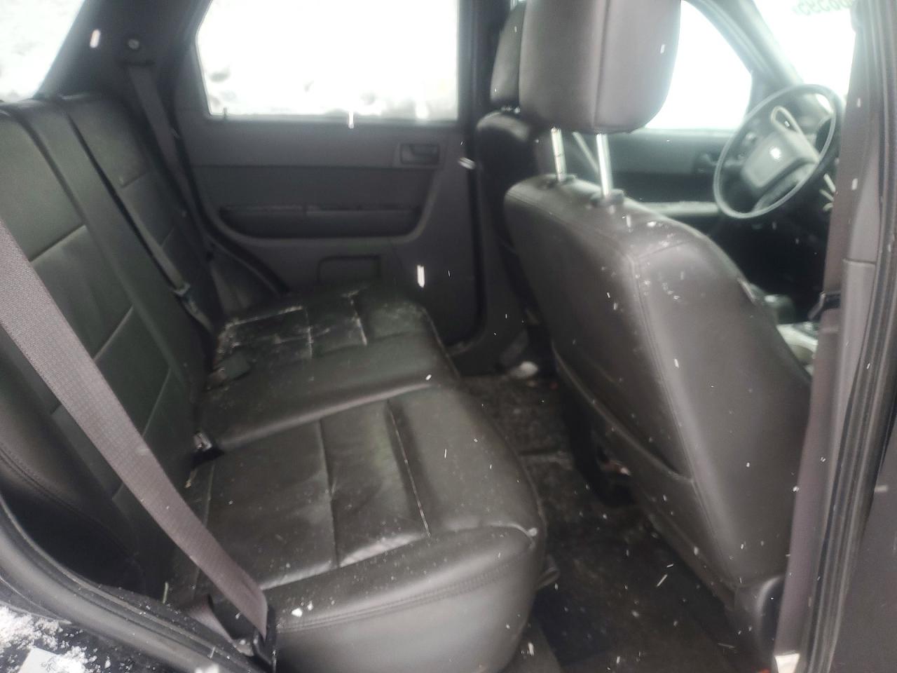 2012 FORD ESCAPE XLT photo 11