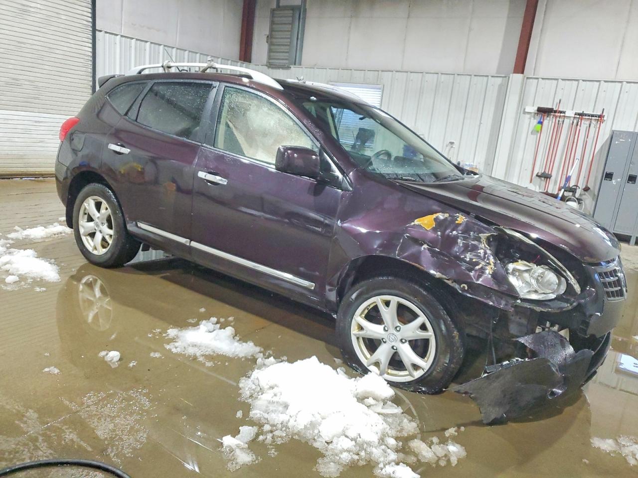 2011 NISSAN ROGUE S photo 4