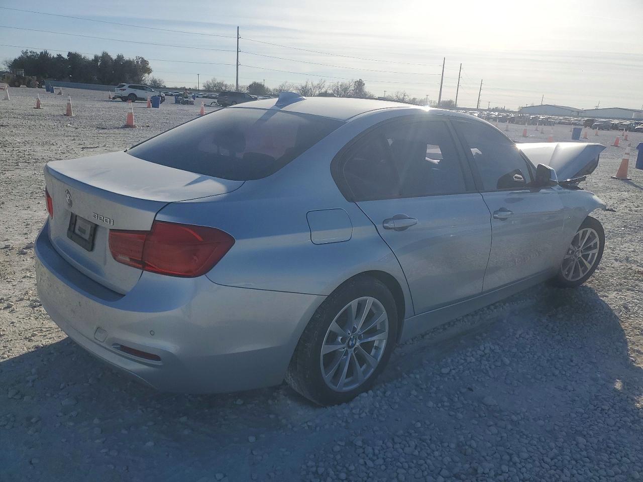 2017 BMW 320 I photo 5