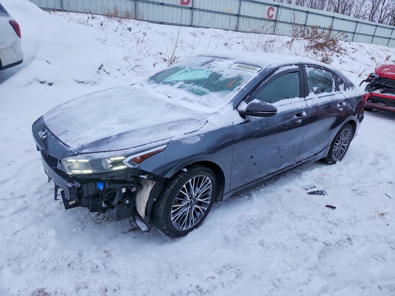 2024 KIA FORTE
