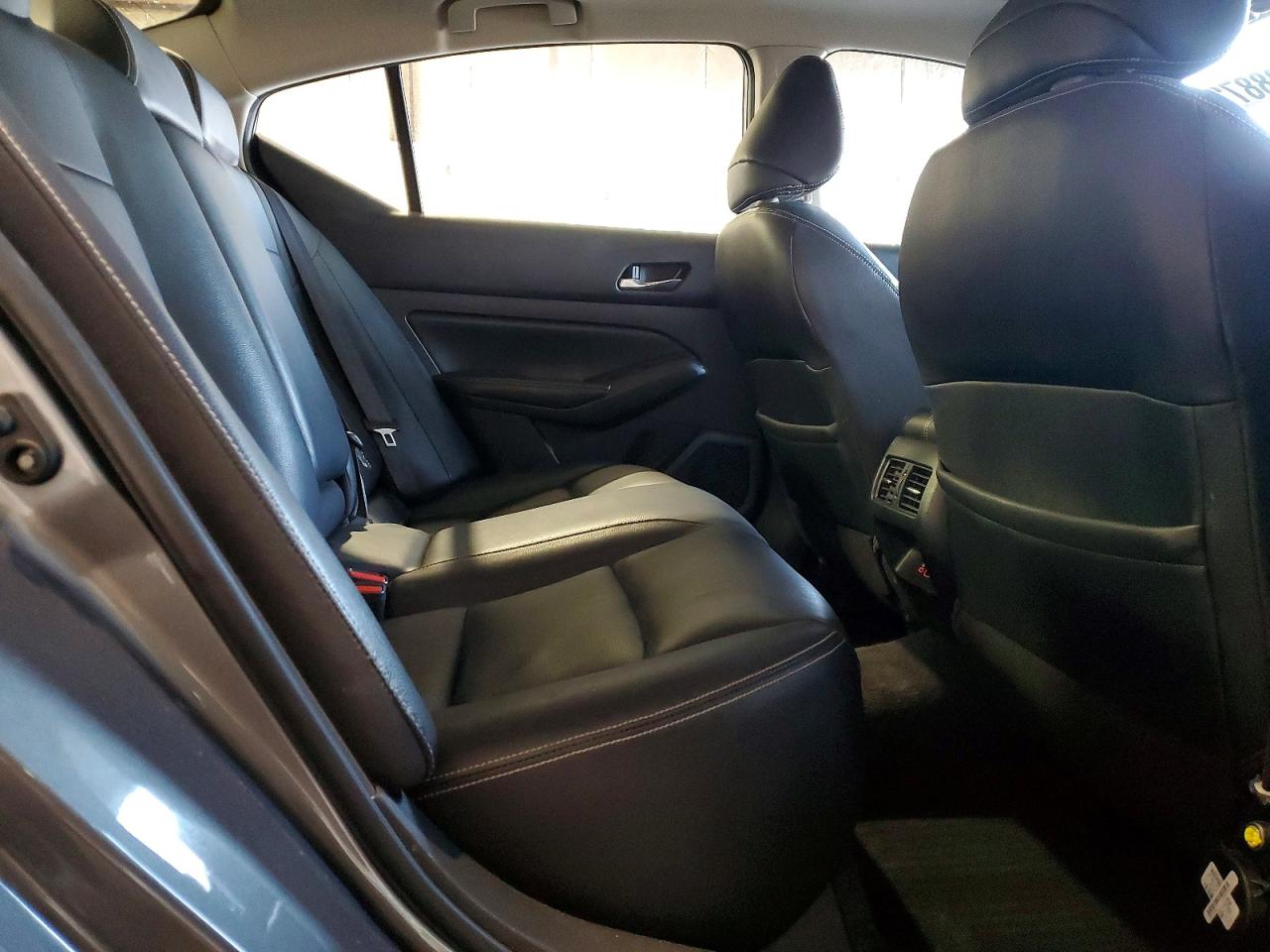 2019 NISSAN ALTIMA PLATINUM photo 10