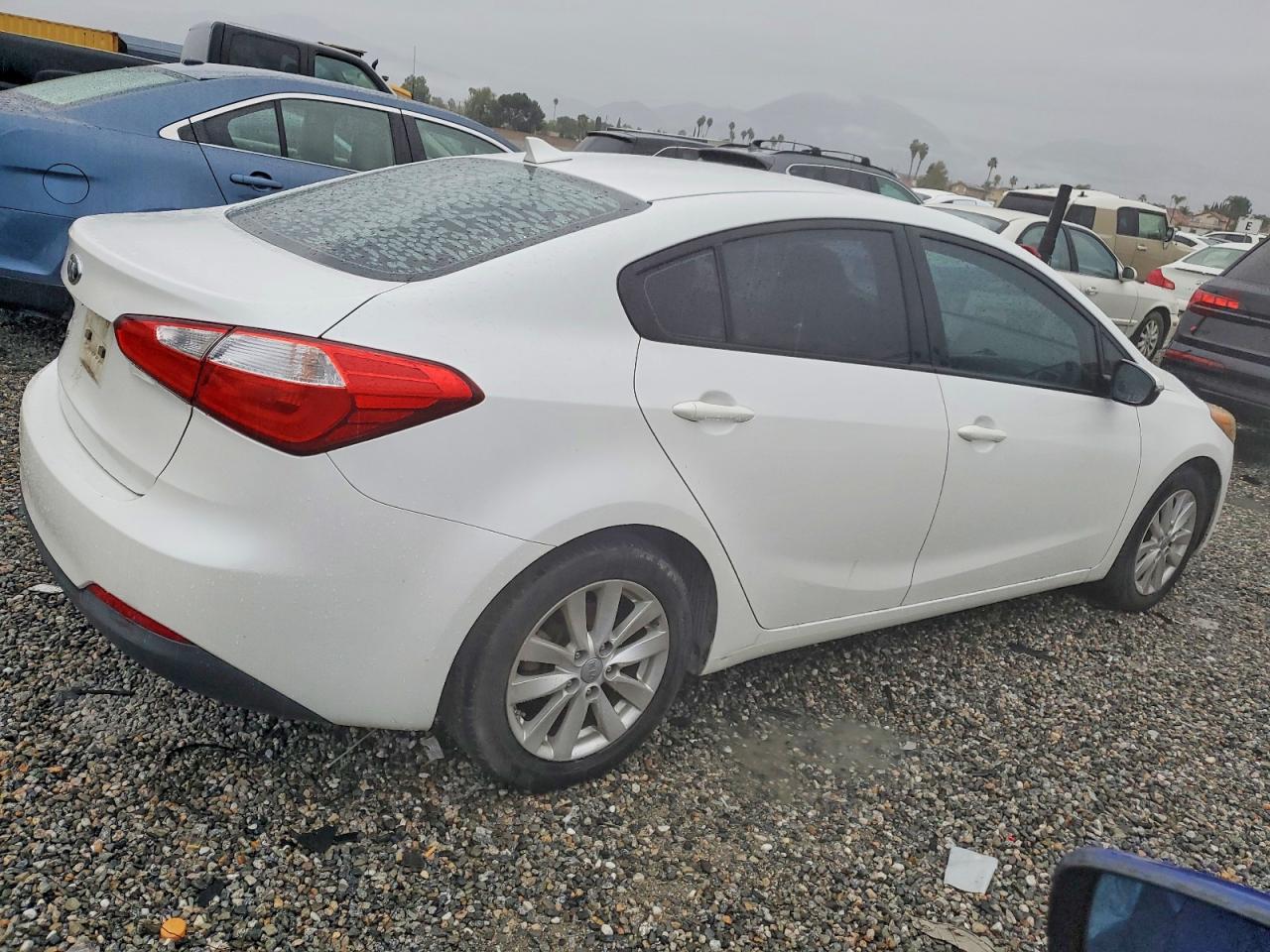 2015 KIA FORTE LX photo 3
