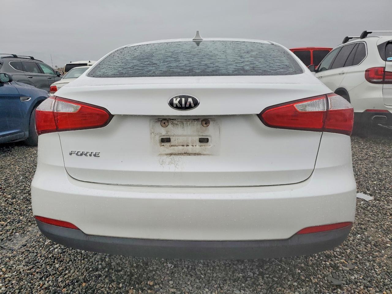 2015 KIA FORTE LX photo 6