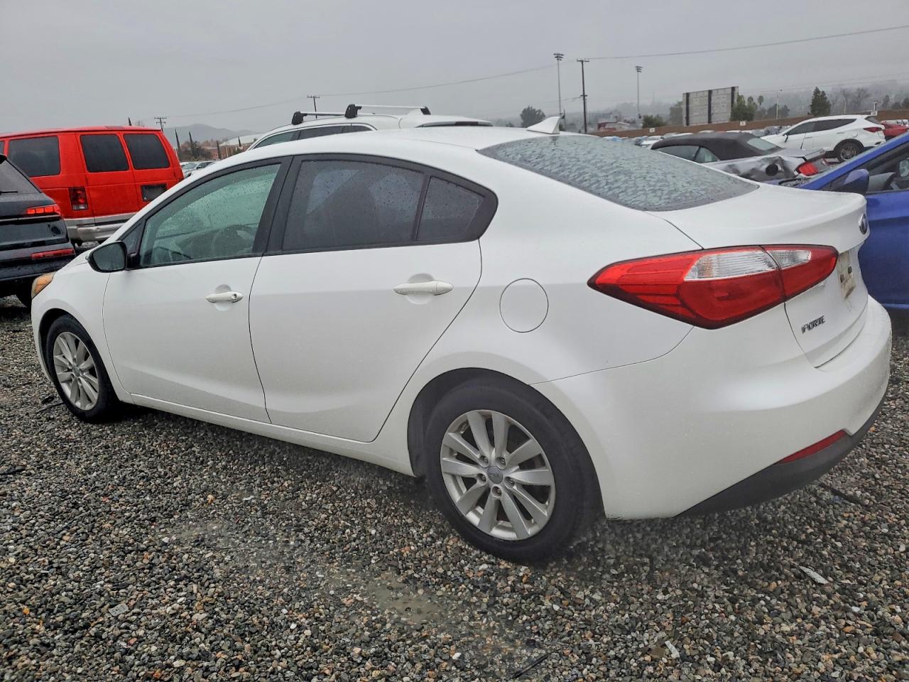 2015 KIA FORTE LX photo 2
