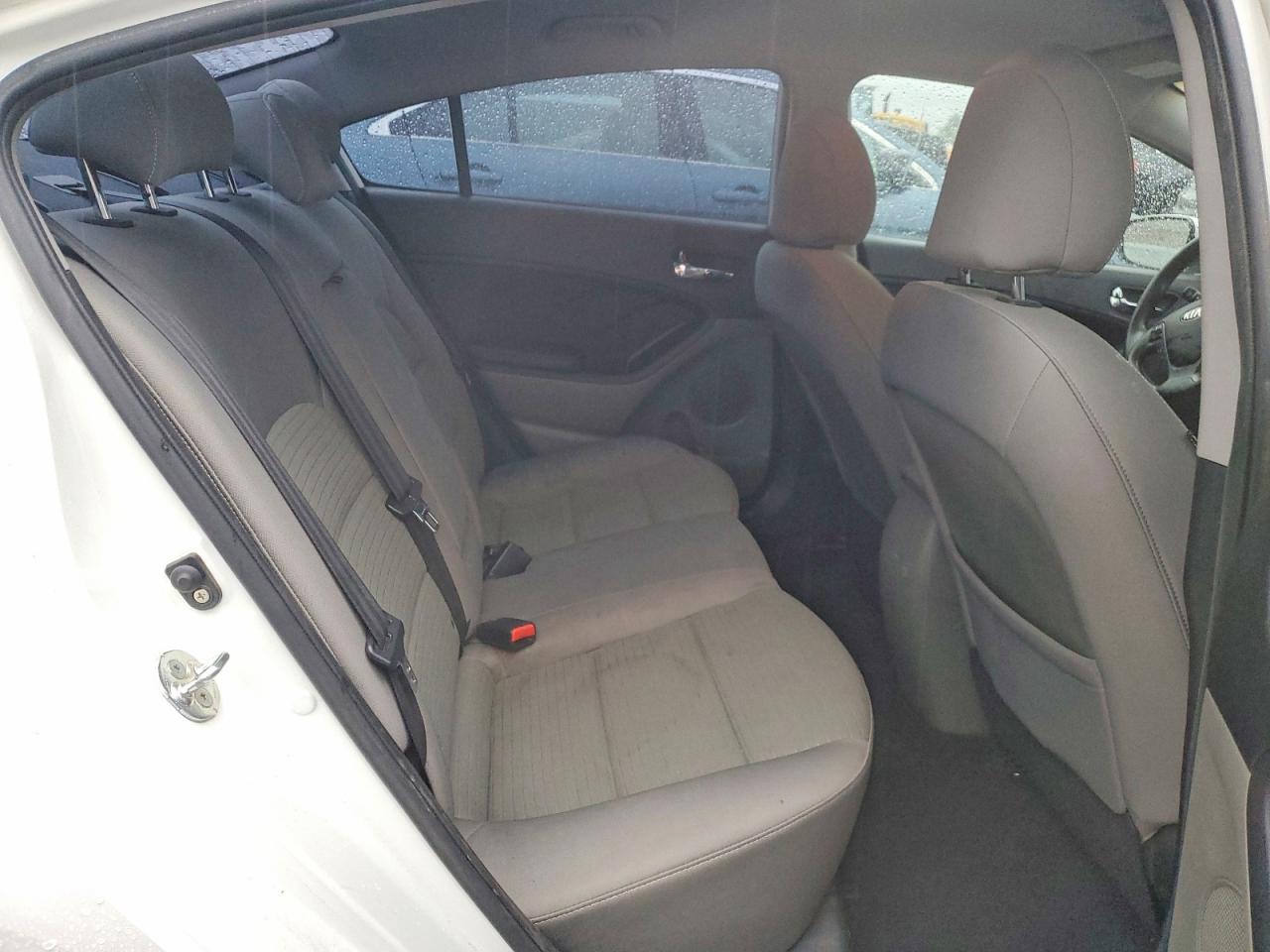 2015 KIA FORTE LX photo 10