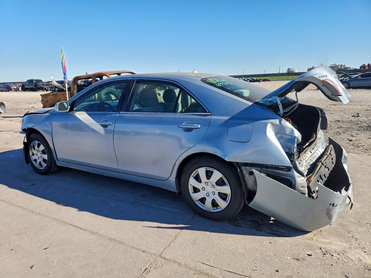 2009 TOYOTA CAMRY BASE photo 2