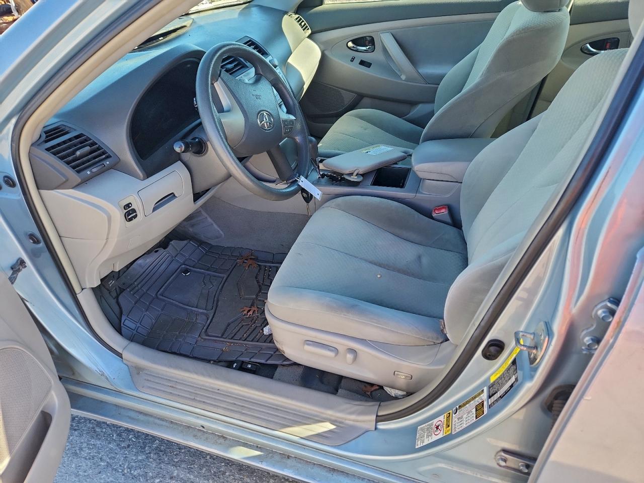 2009 TOYOTA CAMRY BASE photo 7
