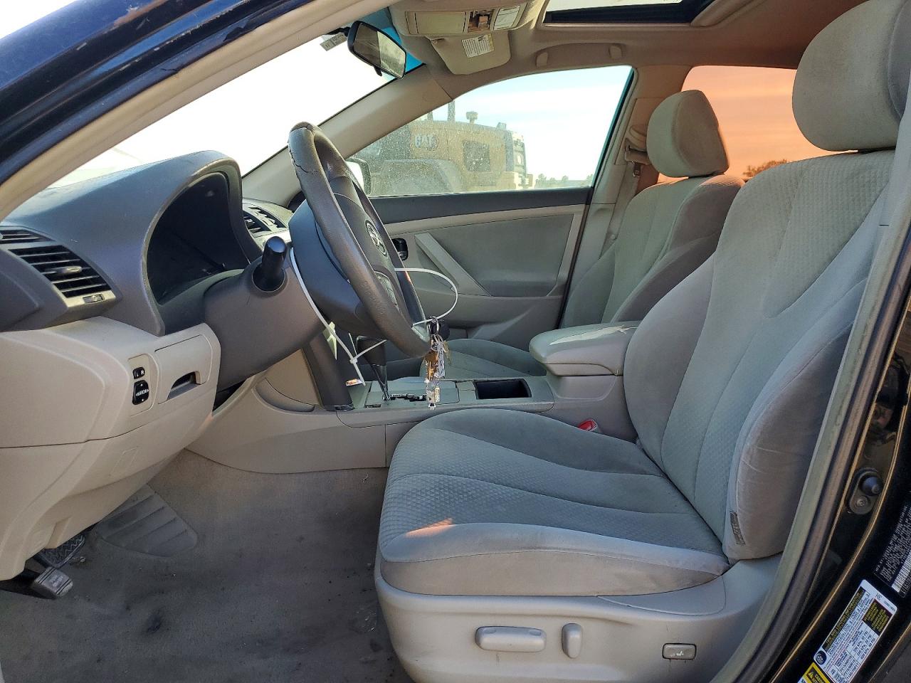2009 TOYOTA CAMRY BASE photo 7