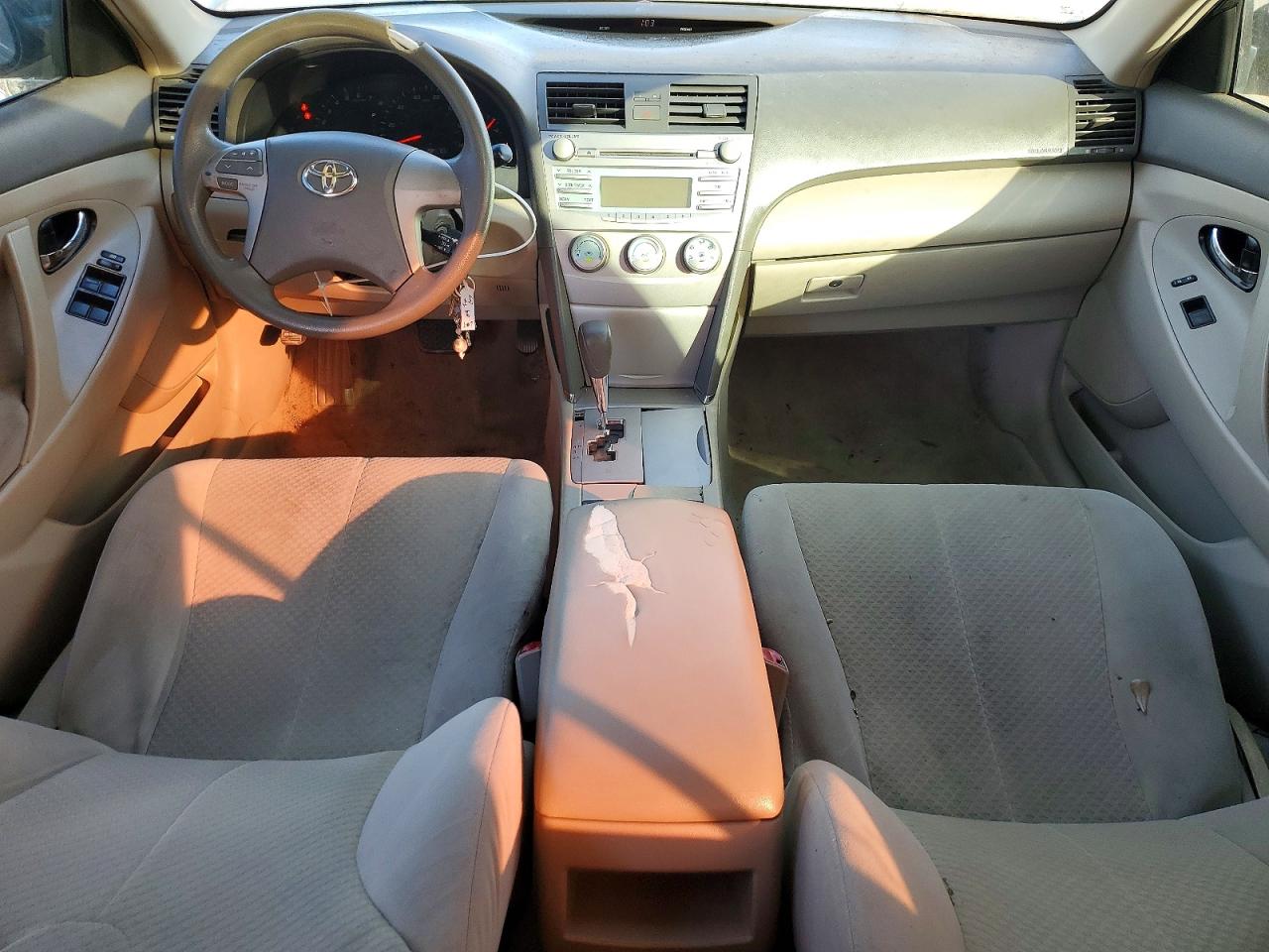 2009 TOYOTA CAMRY BASE photo 8