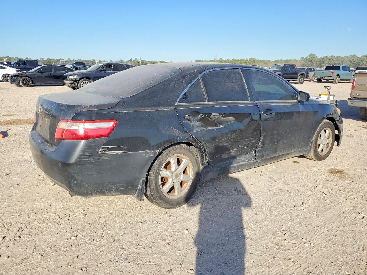 2009 TOYOTA CAMRY BASE photo 3
