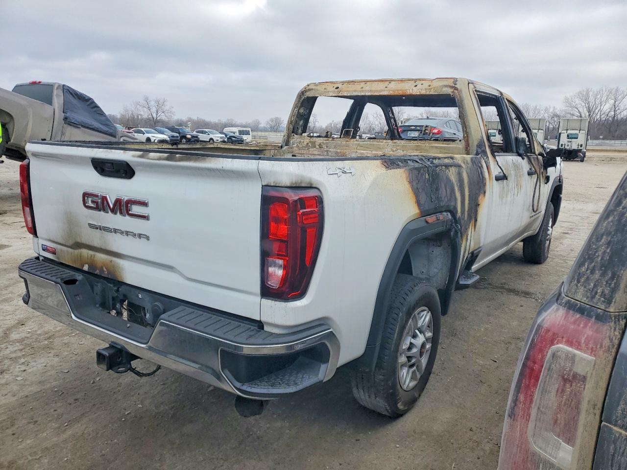 2025 GMC SIERRA K2500 HEAVY DUTY photo 5