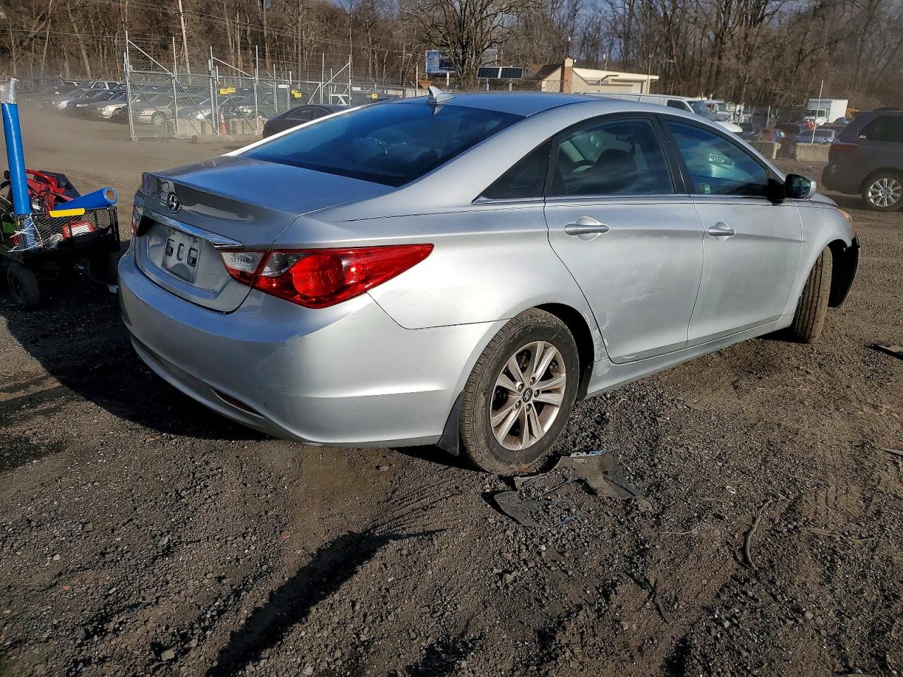 2011 HYUNDAI SONATA GLS photo 3