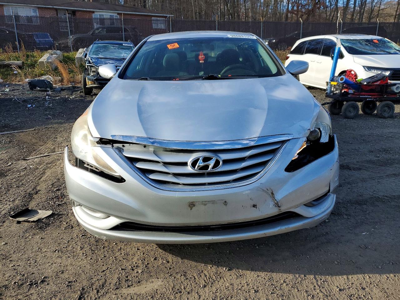 2011 HYUNDAI SONATA GLS photo 5