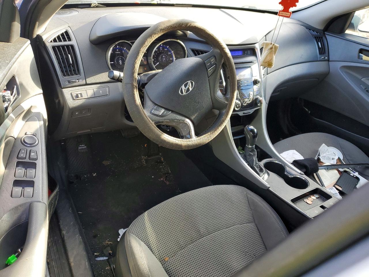 2011 HYUNDAI SONATA GLS photo 8