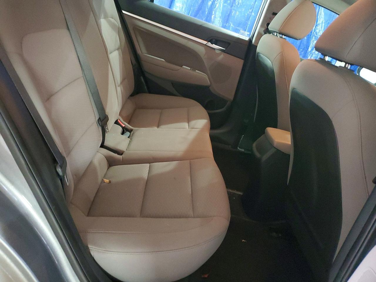 2019 HYUNDAI ELANTRA SEL photo 10