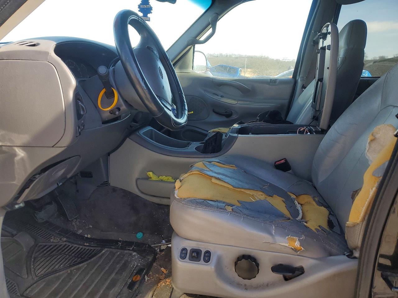 2001 FORD EXPEDITION XLT photo 7