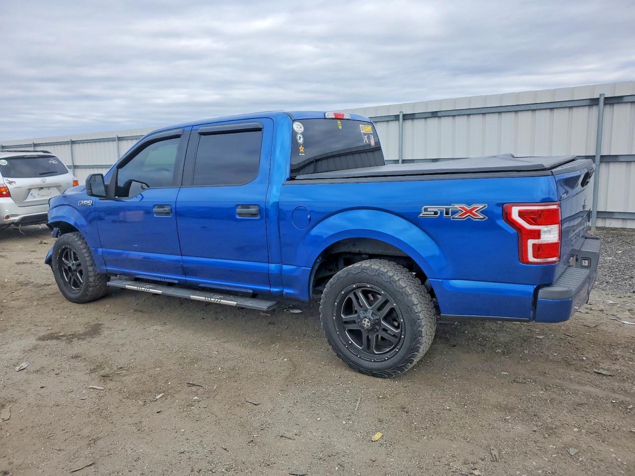 2018 FORD F150 SUPERCREW photo 2