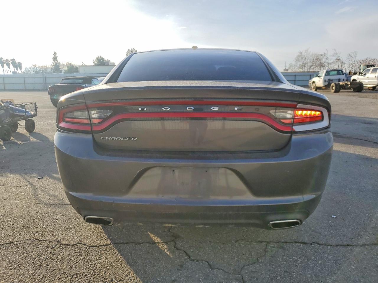 2015 DODGE CHARGER SE photo 11