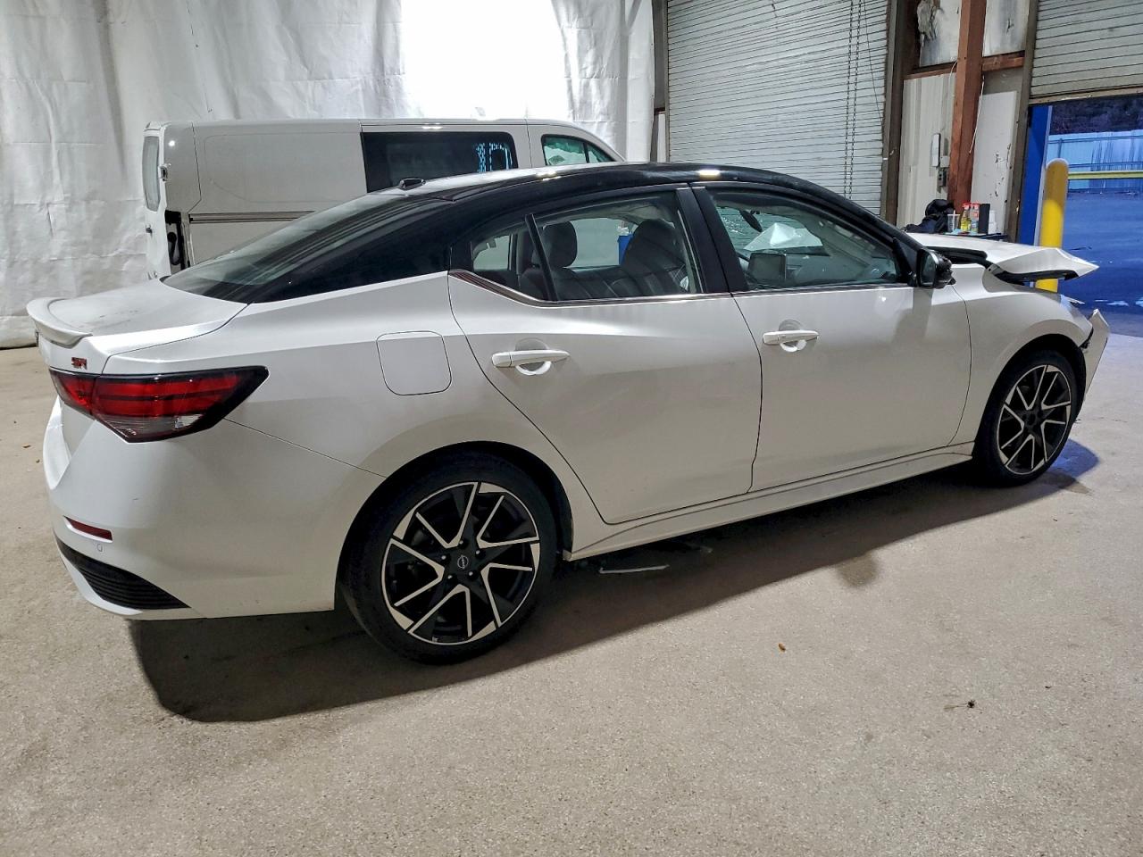 2025 NISSAN SENTRA SR photo 5
