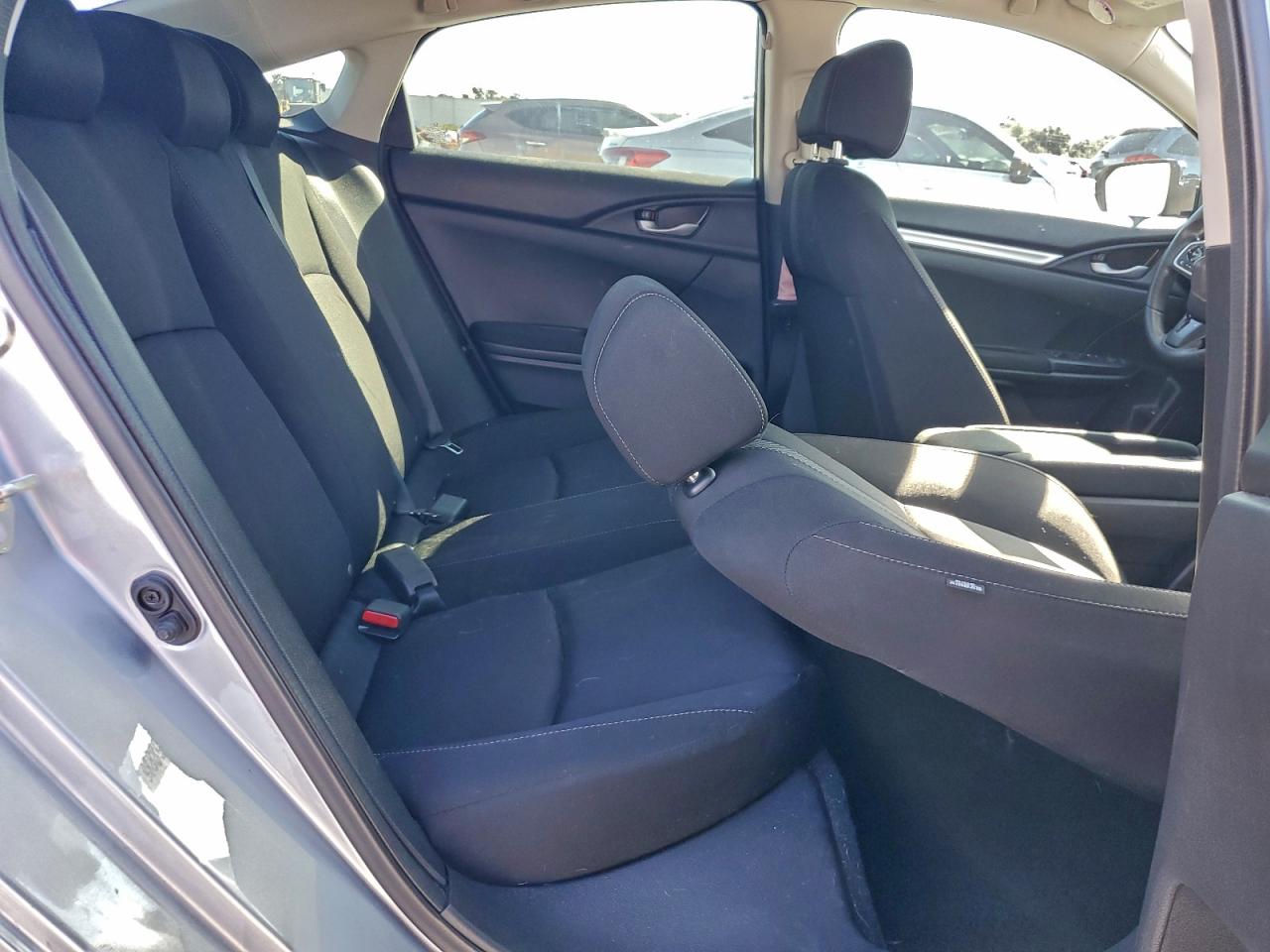 2020 HONDA CIVIC LX photo 10