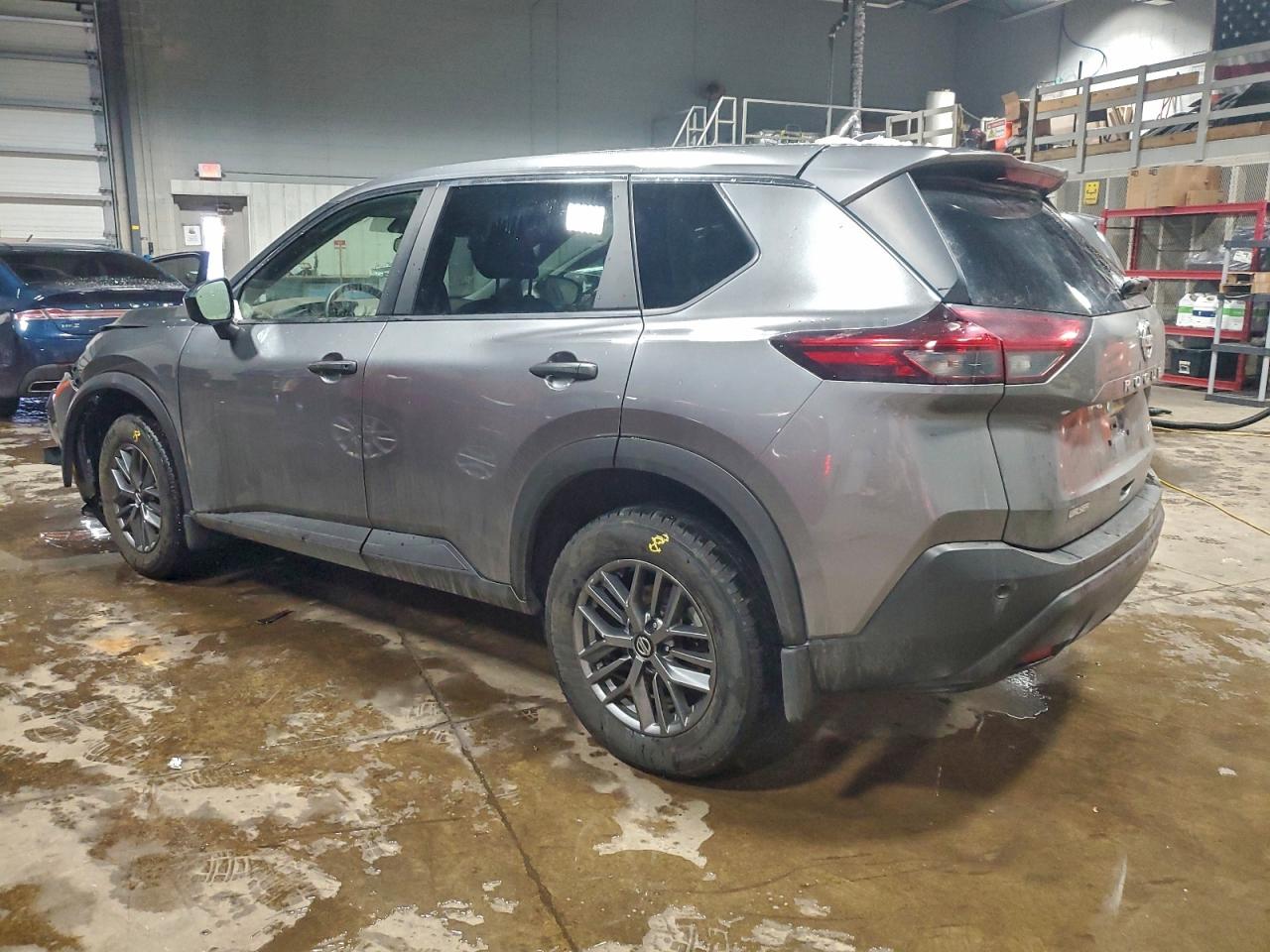 2021 NISSAN ROGUE S photo 2