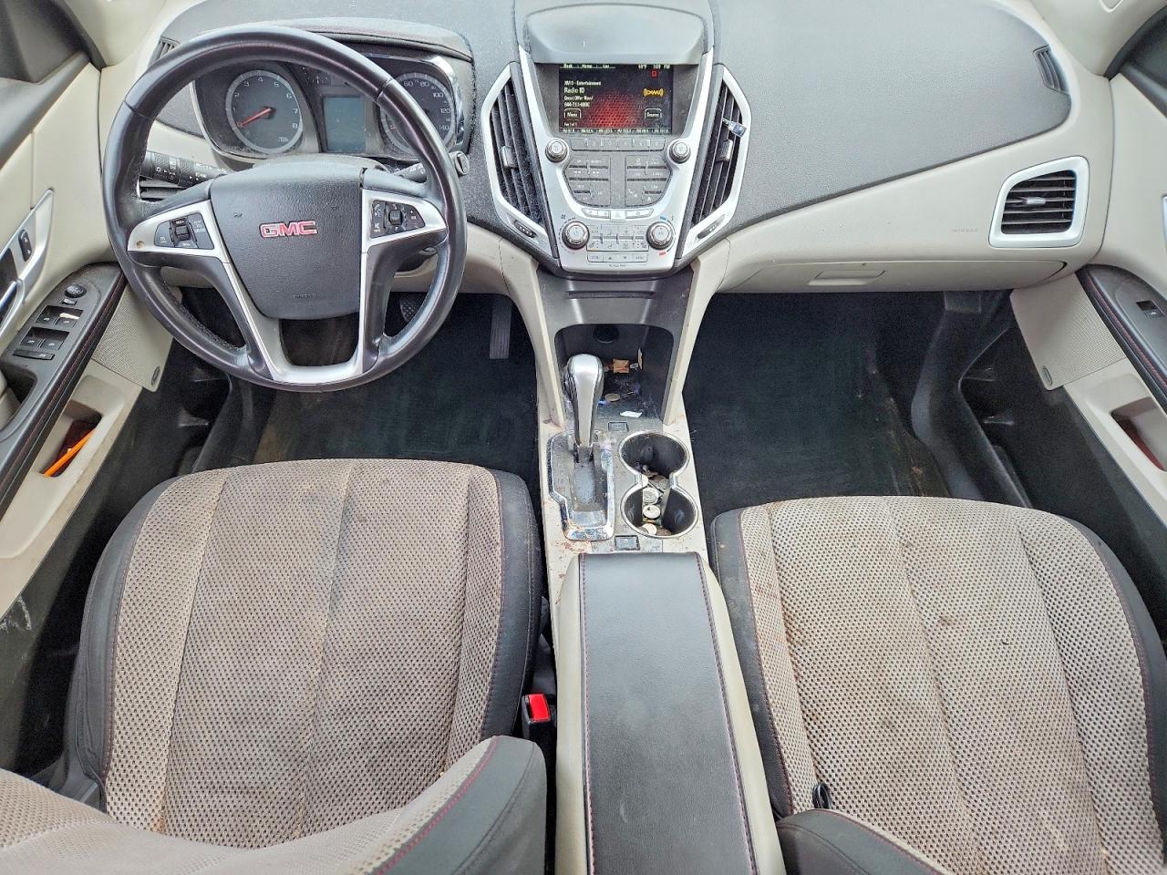 2015 GMC TERRAIN SLE photo 8