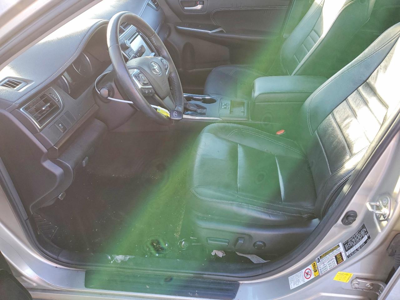 2016 TOYOTA CAMRY LE photo 7