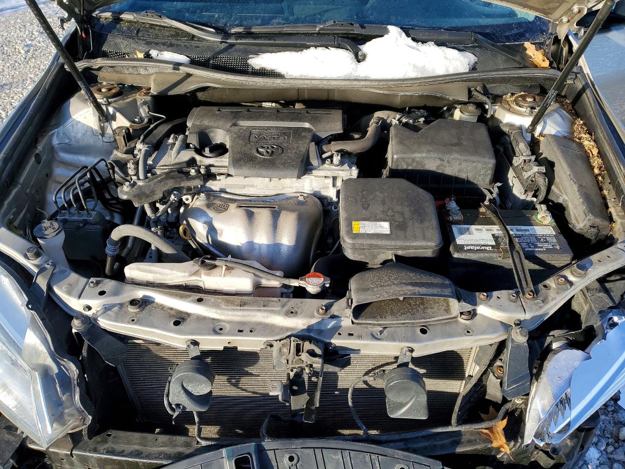 2016 TOYOTA CAMRY LE photo 11