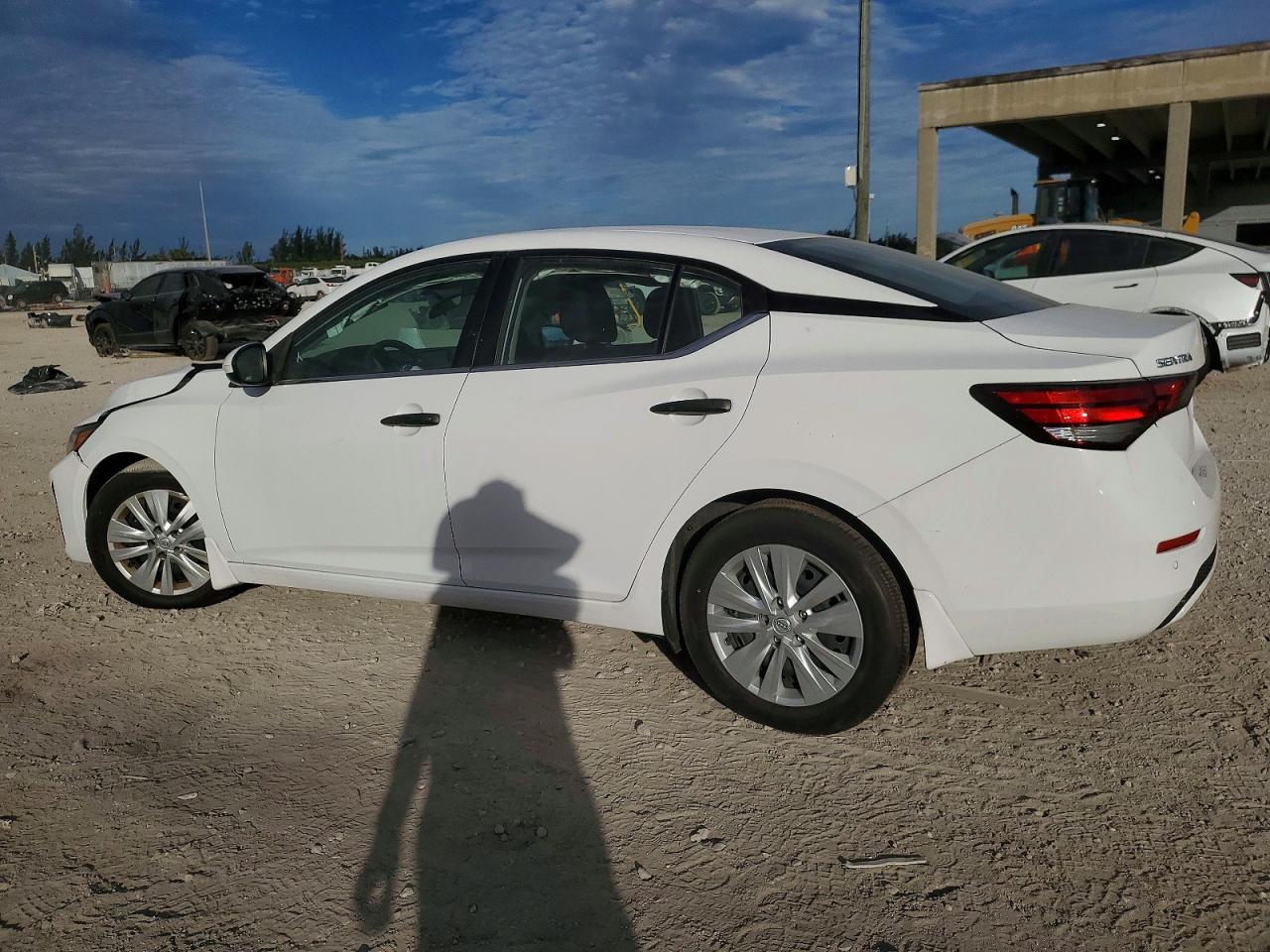 2024 NISSAN SENTRA S photo 2