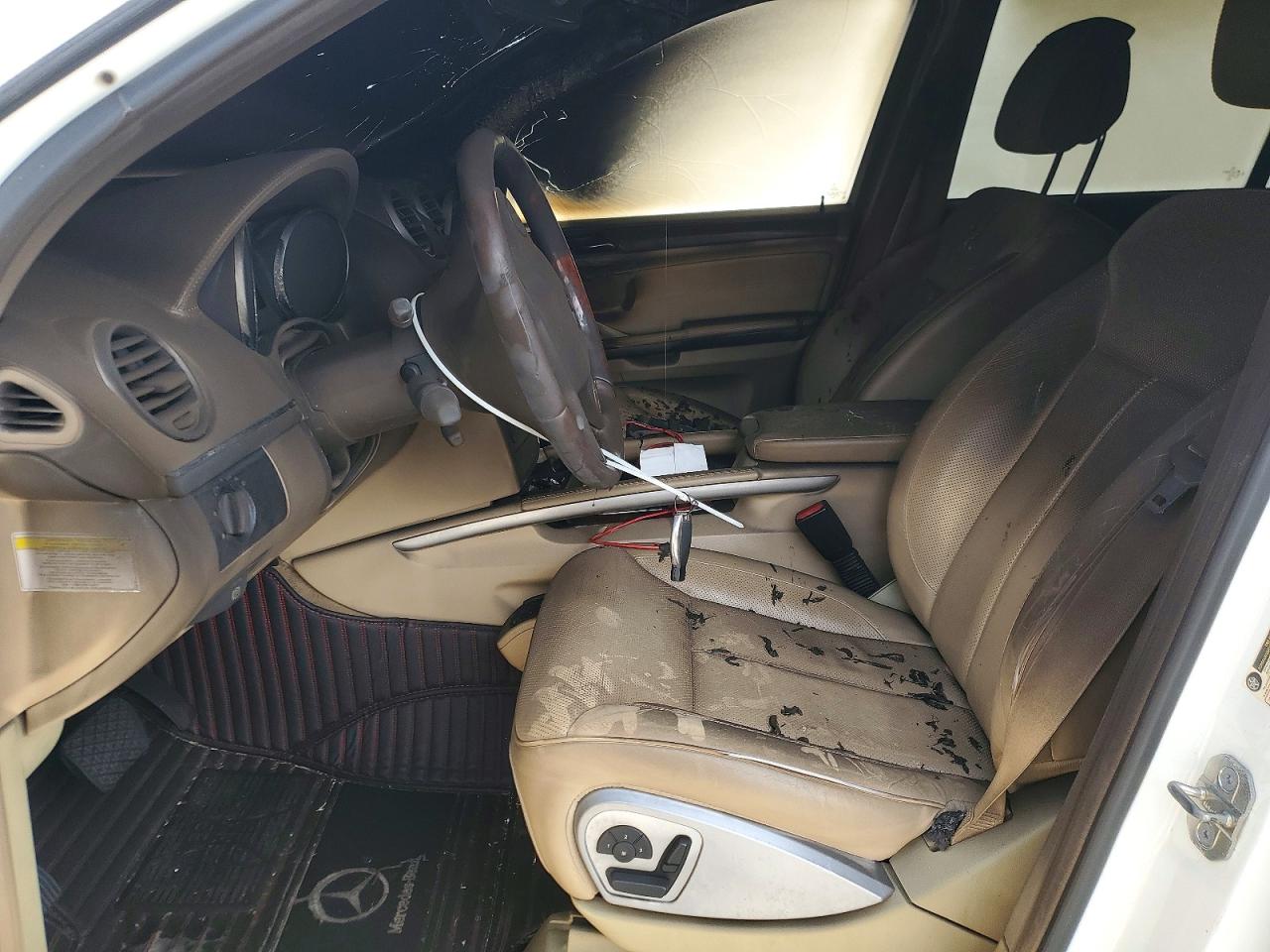 2011 MERCEDES-BENZ GL 550 4MATIC photo 7