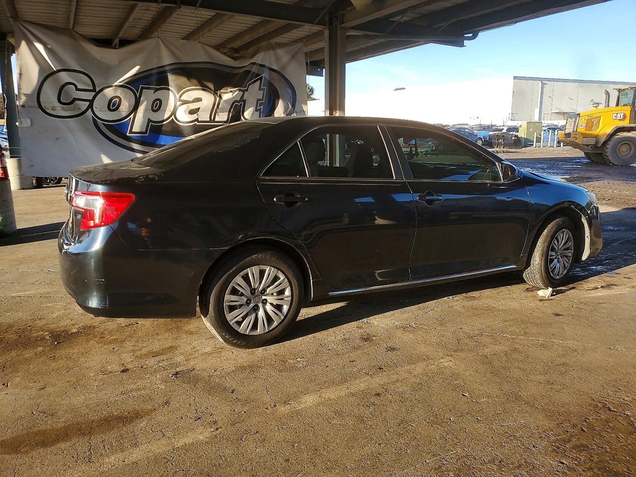 2012 TOYOTA CAMRY BASE photo 3