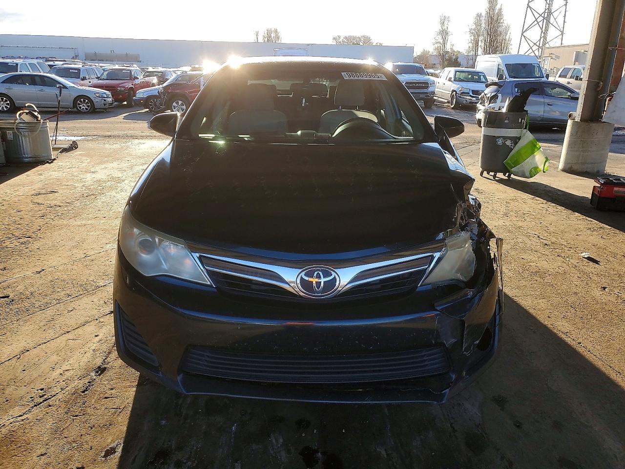 2012 TOYOTA CAMRY BASE photo 5