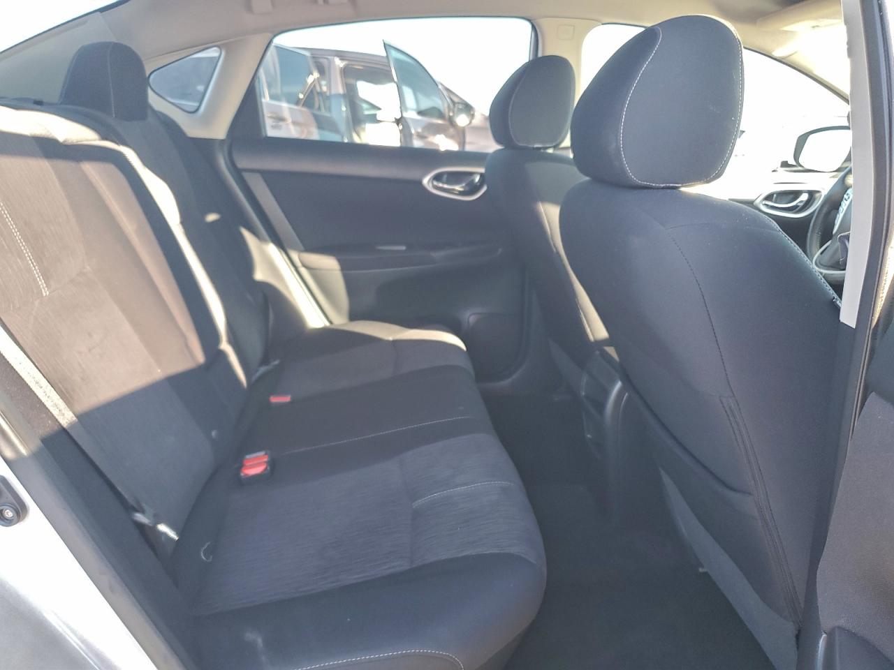 2014 NISSAN SENTRA S photo 10