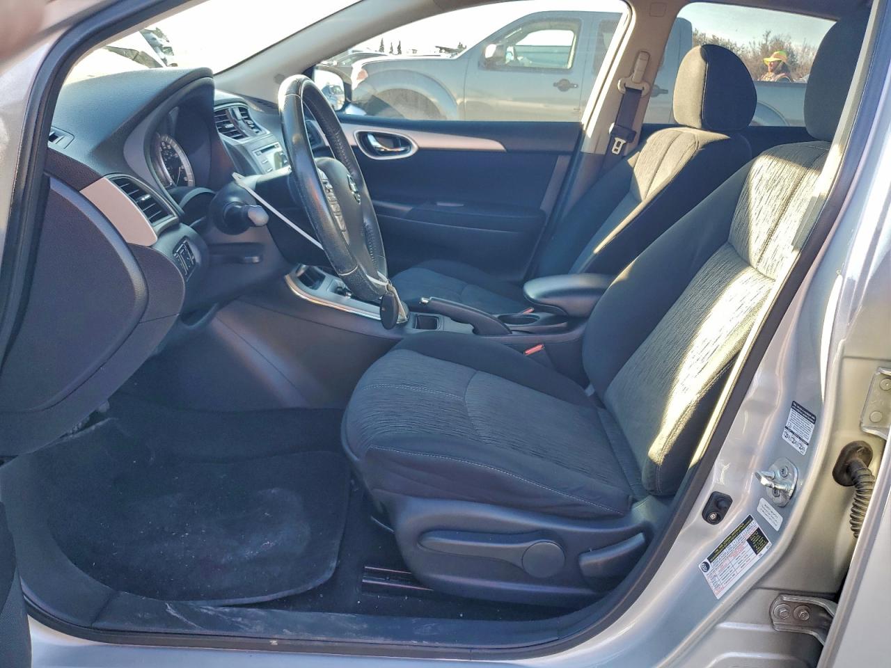 2014 NISSAN SENTRA S photo 7