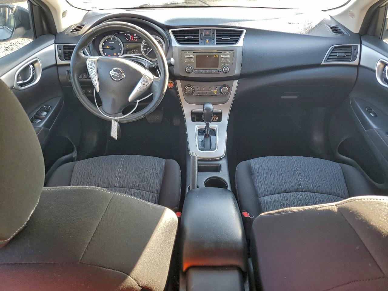 2014 NISSAN SENTRA S photo 8