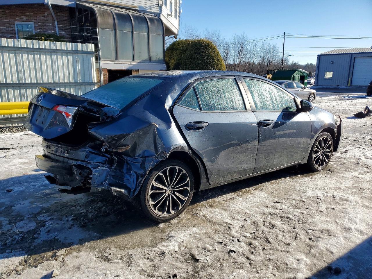 2015 TOYOTA COROLLA L photo 5