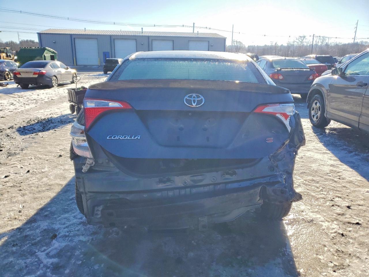 2015 TOYOTA COROLLA L photo 11