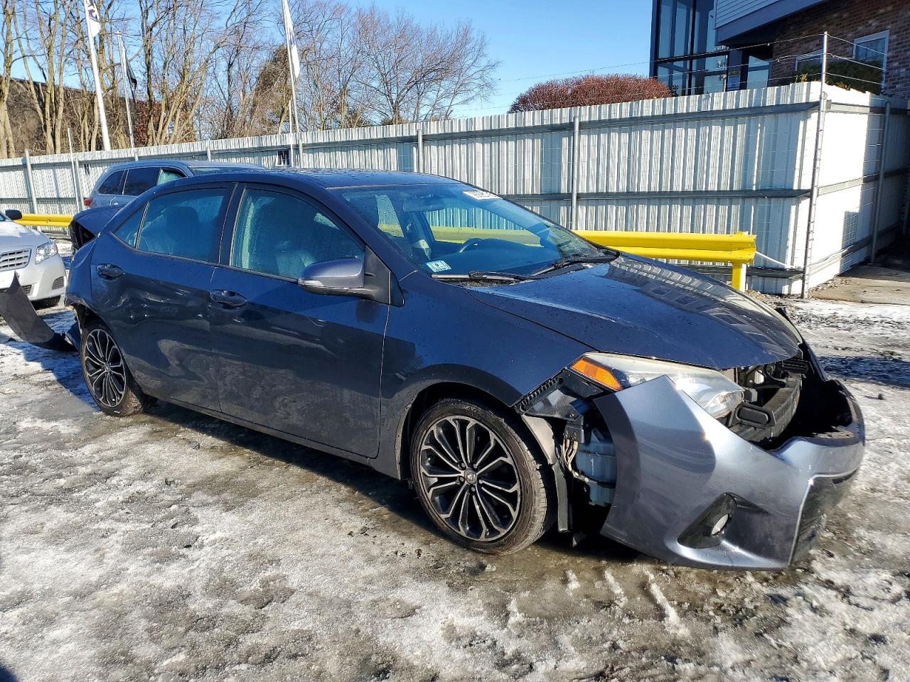 2015 TOYOTA COROLLA L photo 7