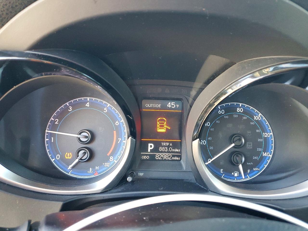 2015 TOYOTA COROLLA L photo 17