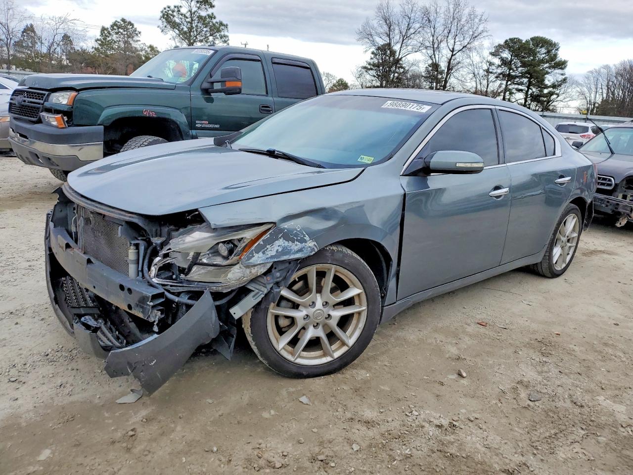 2010 NISSAN MAXIMA