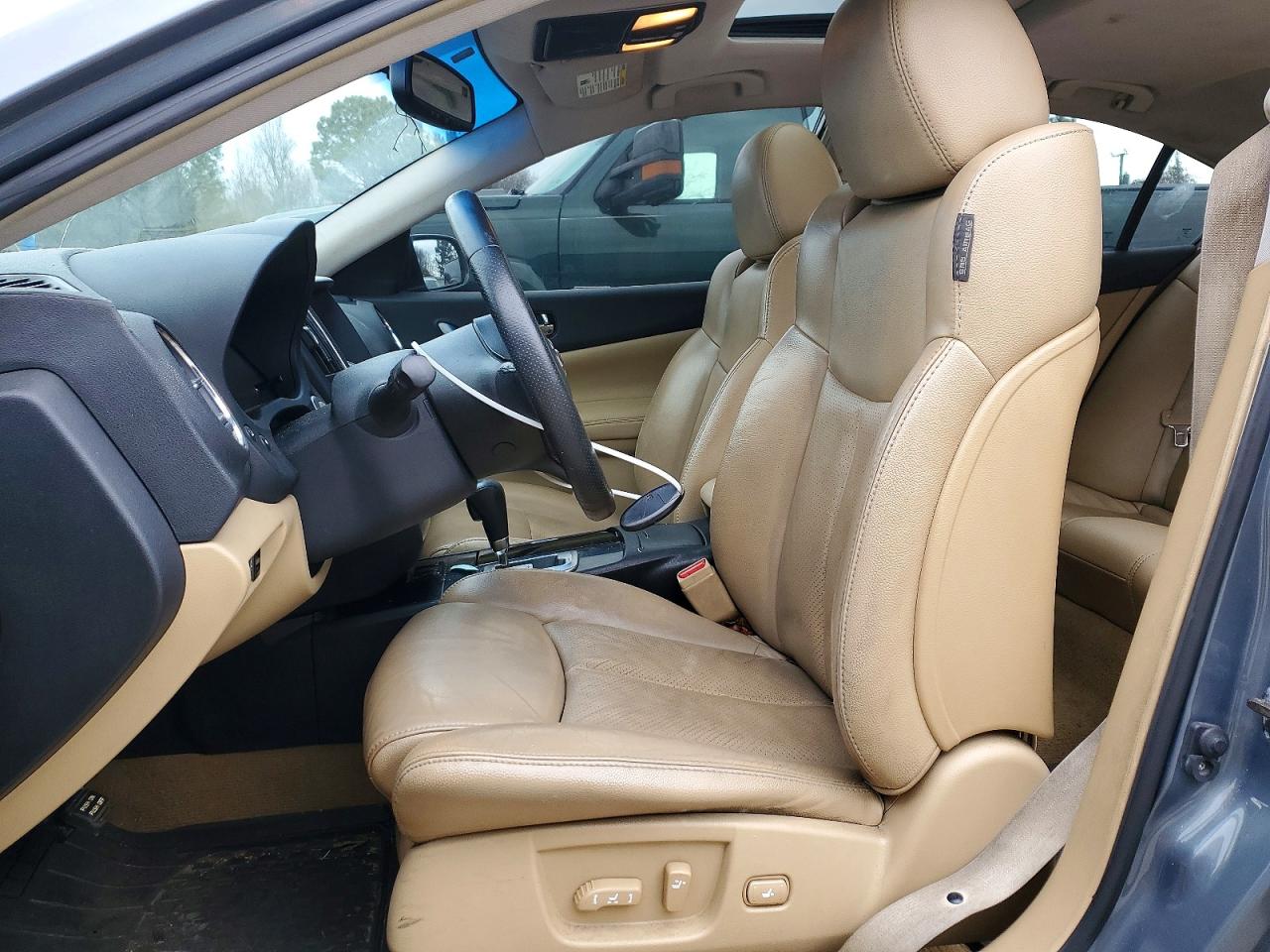 2010 NISSAN MAXIMA S photo 7