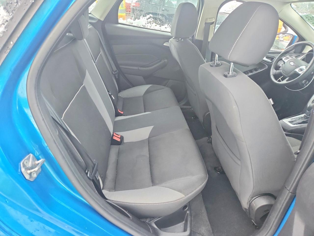 2014 FORD FOCUS SE photo 10