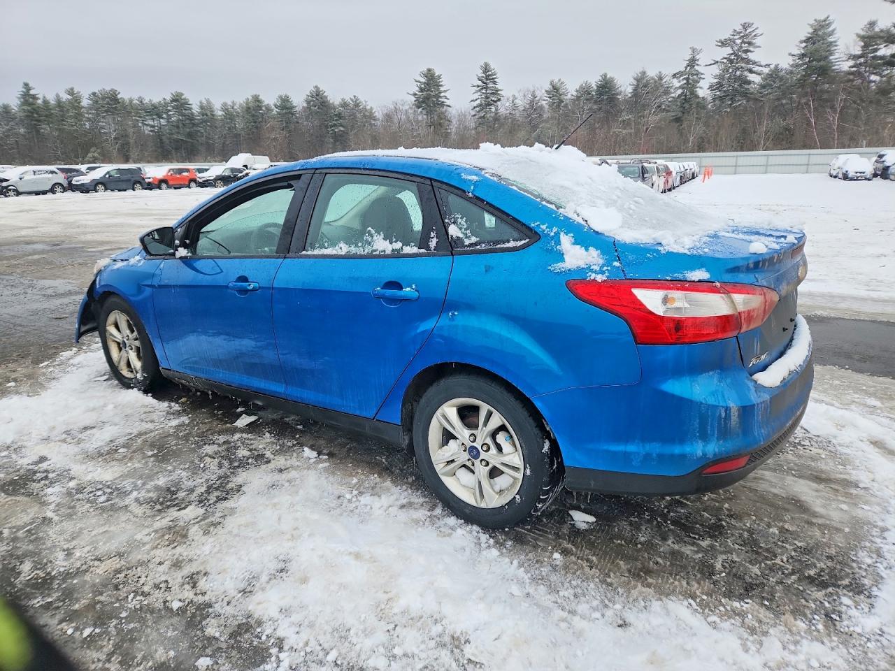 2014 FORD FOCUS SE photo 2