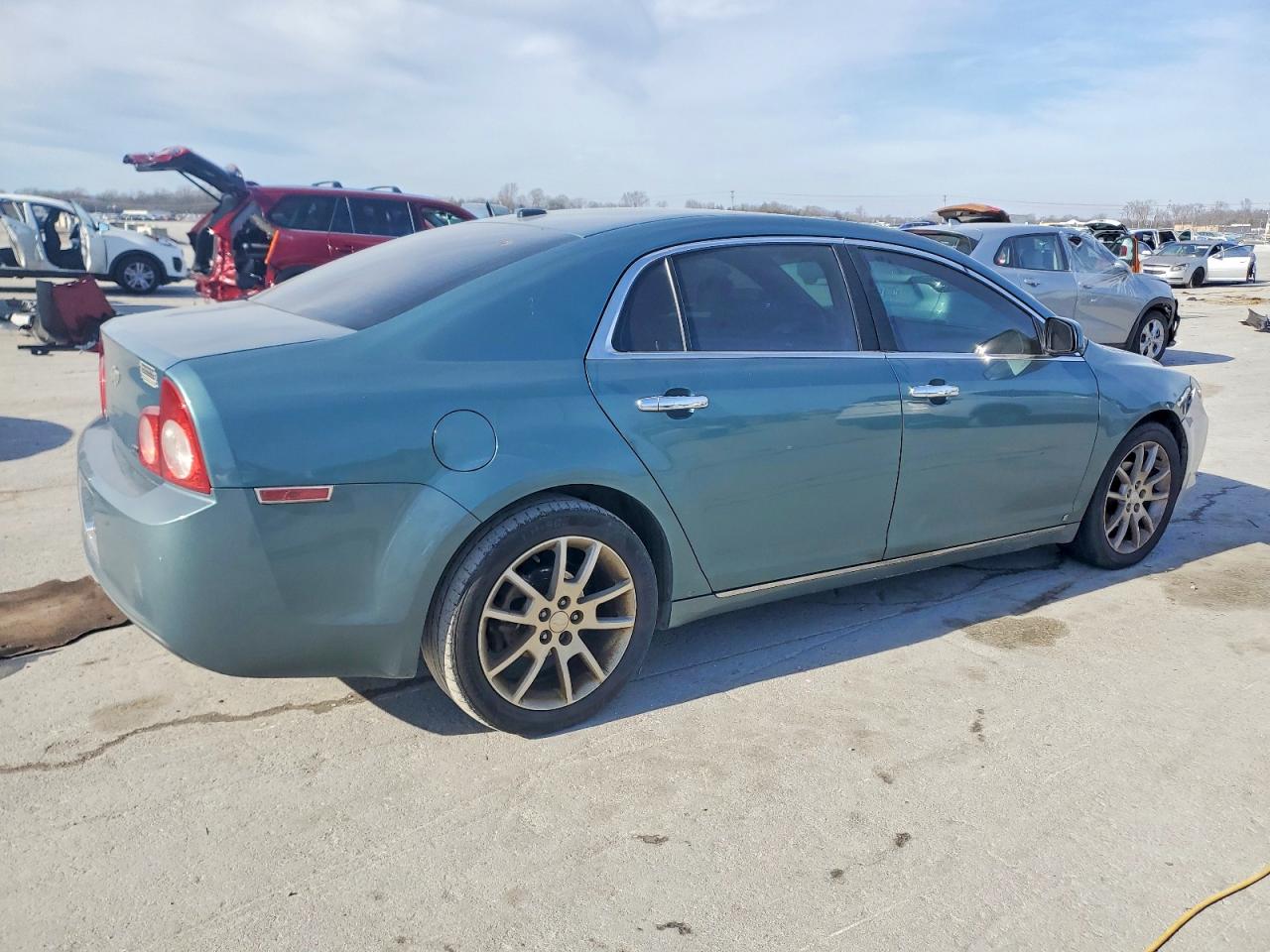 2009 CHEVROLET MALIBU LTZ photo 3