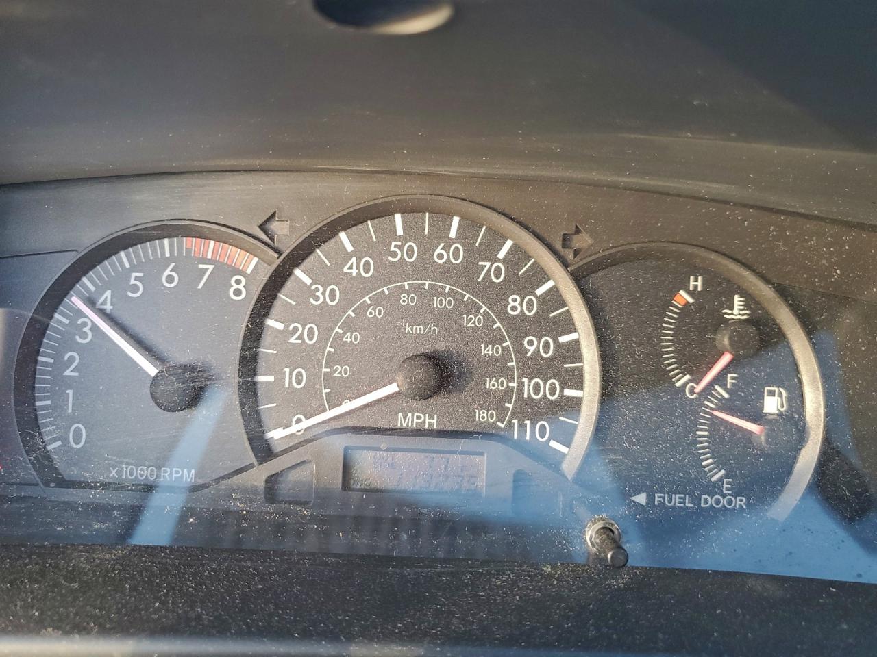 2005 TOYOTA COROLLA CE photo 9