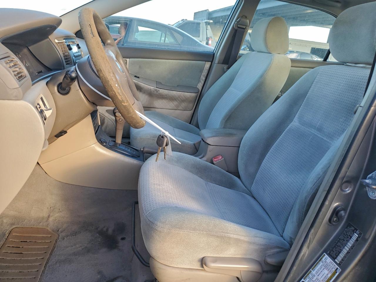 2005 TOYOTA COROLLA CE photo 7