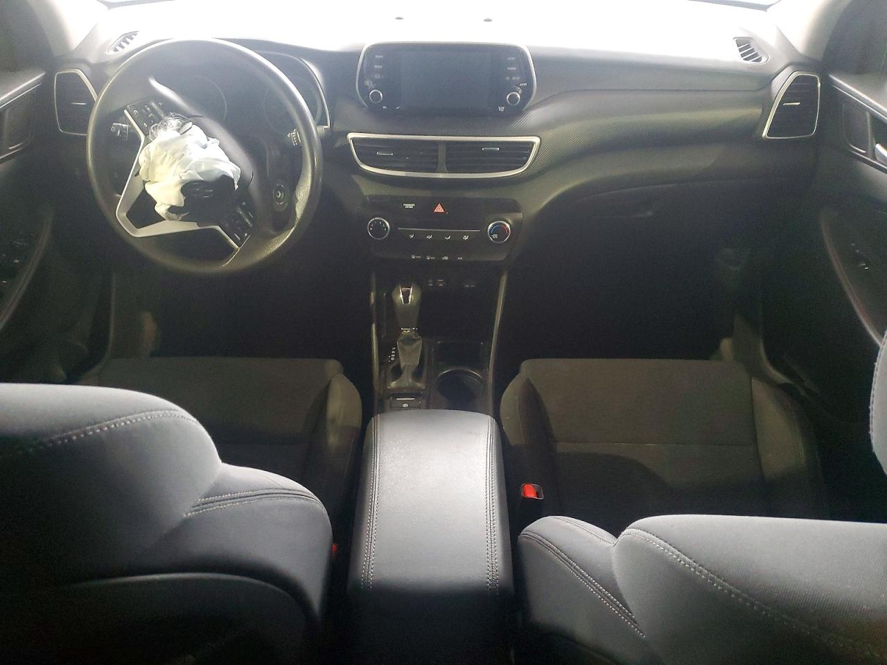 2019 HYUNDAI TUCSON SE photo 8