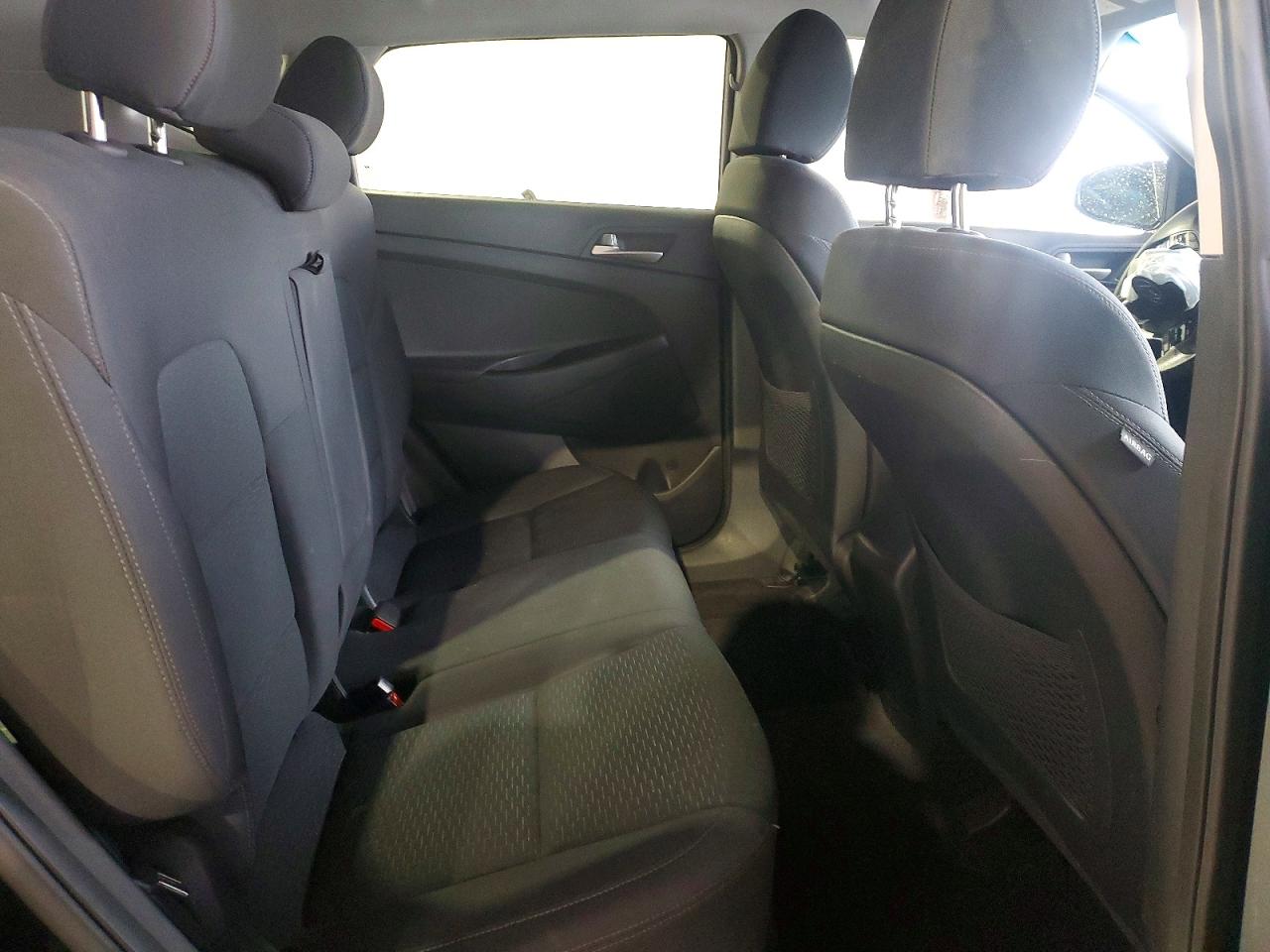 2019 HYUNDAI TUCSON SE photo 11