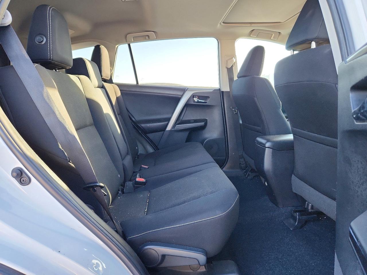 2018 TOYOTA RAV4 ADVENTURE photo 10