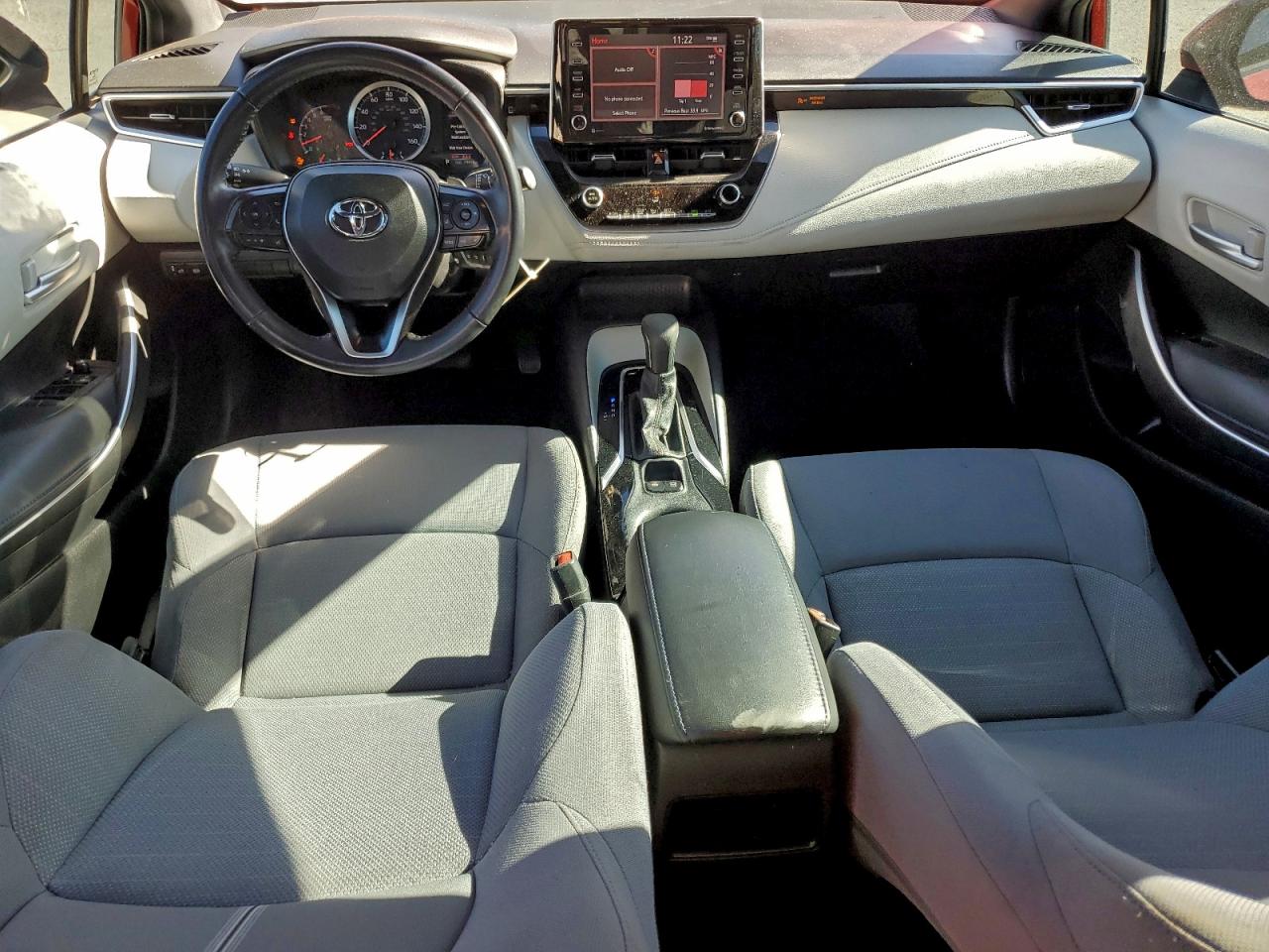 2021 TOYOTA COROLLA SE photo 8